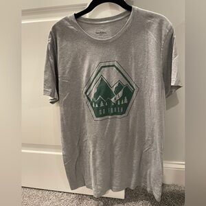 Short sleeve gray t-shirt size large.